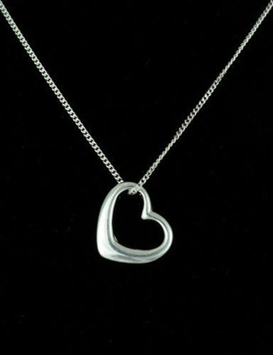 Picture of Open Heart Pendant: 16 inch chain